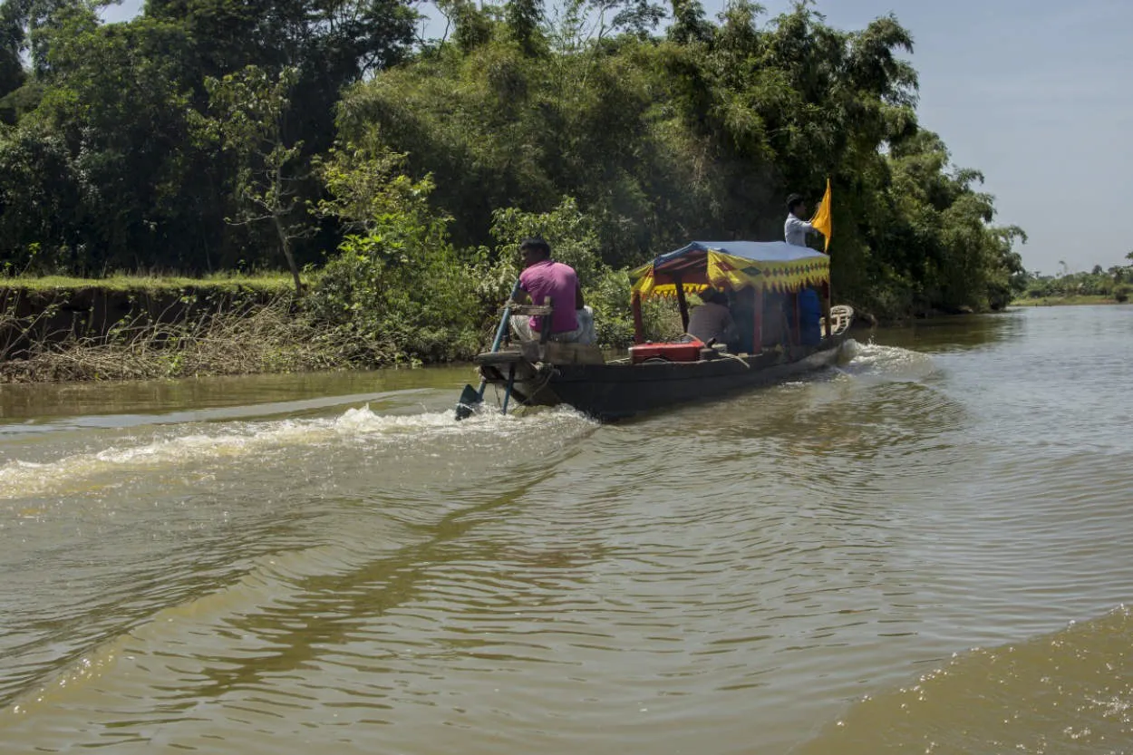 Berpetualang dengan Perahu di Sungai-sungai Bangladesh